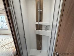 BÜRSTNER Ixeo I 729