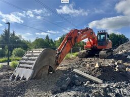 Daewoo S250LC-V Excavator with Digging Bucket WATCH VIDEO