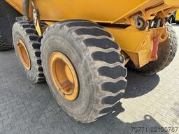 Volvo A25G 6x6   WOZIDŁO