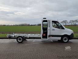 MERCEDES-BENZ SPRINTER 319 L3 Chassis Dub Cab