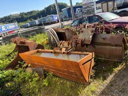 CATERPILLAR VERSCHIEDENE LÖFFELN 5 Stück