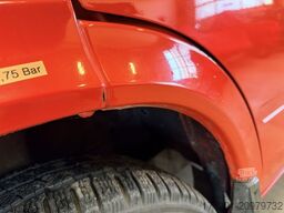 MERCEDES-BENZ Sprinter 210 D Kombi 9-Sitzer