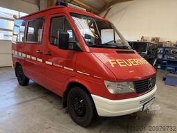 MERCEDES-BENZ Sprinter 210 D Kombi 9-Sitzer
