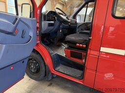 MERCEDES-BENZ Sprinter 210 D Kombi 9-Sitzer
