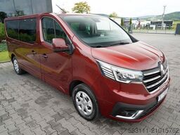 RENAULT TRAFIC III / BUS / 9 MIEJSC / 2022 ROK / PIERWSZ