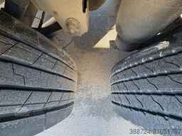 SCHMITZ CARGOBULL SCB *Carrier 1300*Lift*Blumenbreite*Doppelstock*