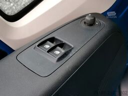 PEUGEOT Boxer 2.2HDI/121kw PRITSCHE 3,3M/ 7 SITZE/ AHK