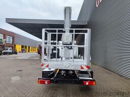 Nissan Cabstar 35.12 NT400 Multitel MJ201