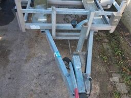 Hinowa 14.70 Raupenhubarbeitsbühne auf Anhänger*