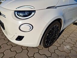 FIAT 500e 500 e La Prima by Bocelli