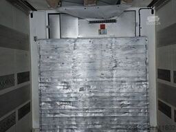 SCHMITZ CARGOBULL SKO 24 / L Thermo King SLX 400