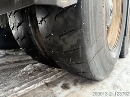 MERCEDES-BENZ AROCS 3751 6x4 Euro 6 Betonpumpe Liebherr 41M5