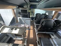 Neoplan Skyliner L