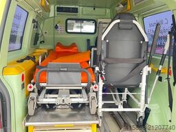 VOLKSWAGEN VW T5 RTW Rettungswagen Krankentransport