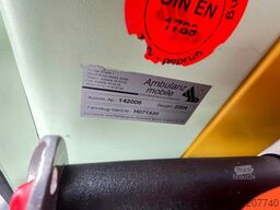 VOLKSWAGEN VW T5 RTW Rettungswagen Krankentransport