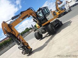 Liebherr A 916 Litronic