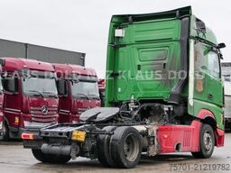 MERCEDES-BENZ 1848 Actros 5 L Retarder 2-Tanks Brandschaden