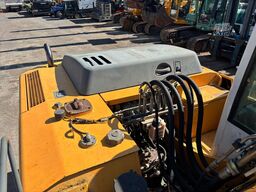 LIEBHERR R904C HDSL