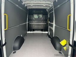 VW Crafter Kombi Kasten 35 L3H3 AHK LED Boden SVK