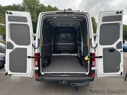 VW Crafter Kombi Kasten 35 L3H3 AHK LED Boden SHZ