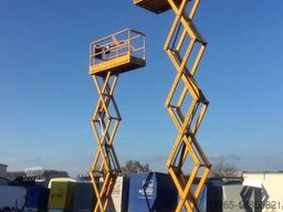 Scherenbühne Compact 8 Sonderanhänger Mietgerät