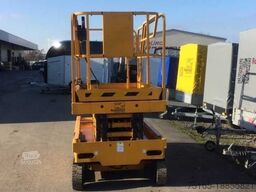 Scherenbühne Compact 8 Sonderanhänger Mietgerät