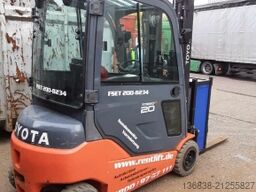 Toyota Traigo 48-8FBM20T Elektro 2,00 t