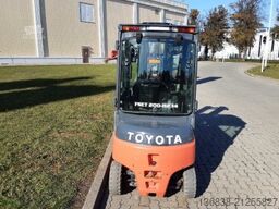 Toyota Traigo 48-8FBM20T Elektro 2,00 t