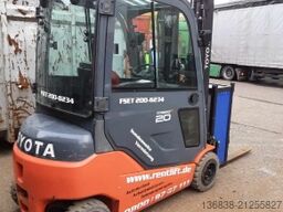 Toyota Traigo 48-8FBM20T Elektro 2,00 t