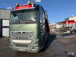 Volvo FH16 8x4 Tridem Crane Truck with 2014 26 t/m Palfi