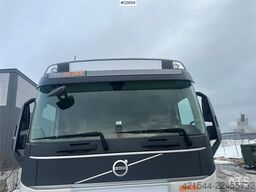 Volvo FH crane truck 8x2 w/ 95 t/m crane, jib and winch,