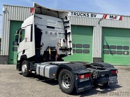 Renault T480 VF611A362MD029904  2X FUEL TANK, PARKING A...
