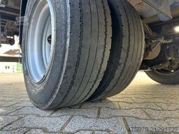 MAN TGL 8.160 / Seitentür / LBW