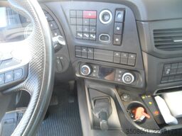Iveco X-WAY AD320S480
