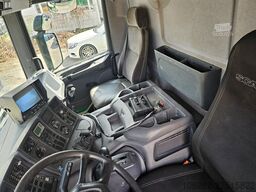 SCANIA P94DB4X2NB230 mit NORBA RL200 14.1cub