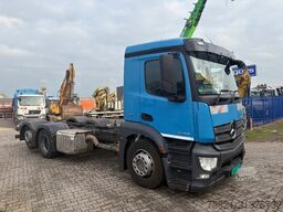 Mercedes-Benz Antos 2533