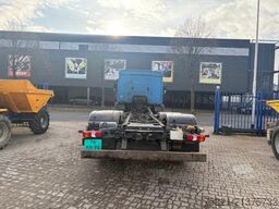 Mercedes-Benz Antos 2533