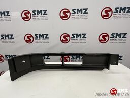Mercedes Bumperspoiler links Actros MP1