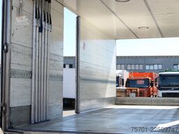 ACKERMANN-FRUEHAUF A 18 Koffer 43m³ Durchladesystem