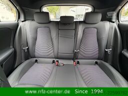 MERCEDES-BENZ A 180 d Progressive AHK