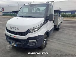 IVECO DAILY 35C11 - CASSONE FISSO CASTAGNI + GRU PM