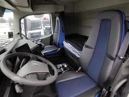 Volvo FH 460 6x2-4 Baustoff-Pritsche mit Fassi F195