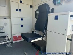Volkswagen T5 2.0 TDI Autom KTW Krankentransport inkl Liege
