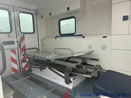 Volkswagen T5 2.0 TDI Autom KTW Krankentransport inkl Liege
