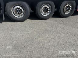Schmitz Cargobull Semitrailer Reefer Standard divu klāju
