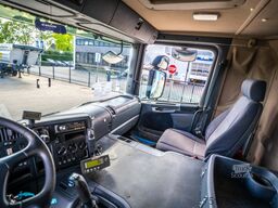 SCANIA P380