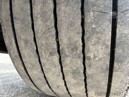 Kögel Lafette langer Hub Breitreifen top