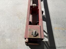 sonstige Ausgleichsbock für gekröpften Tieflader