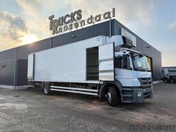 Mercedes-Benz AXOR 1829 + MANUAL + EURO 5 + LIFT + CARRIER