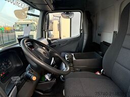 Mercedes-Benz AXOR 1829 + MANUAL + EURO 5 + LIFT + CARRIER